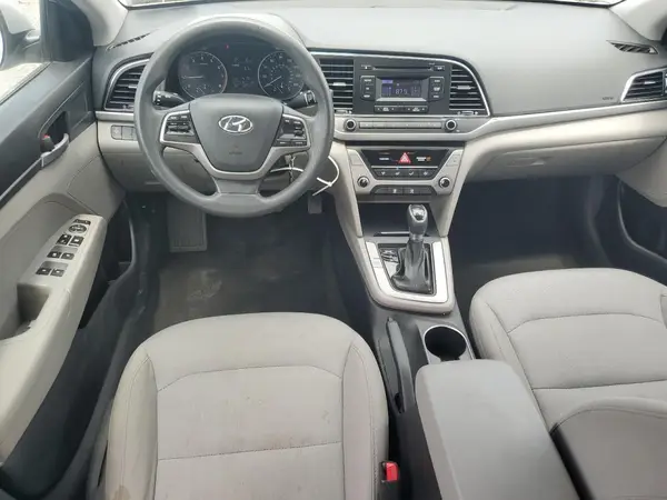 5NPD74LF5HH152245 2017 HYUNDAI ELANTRA - Image 8