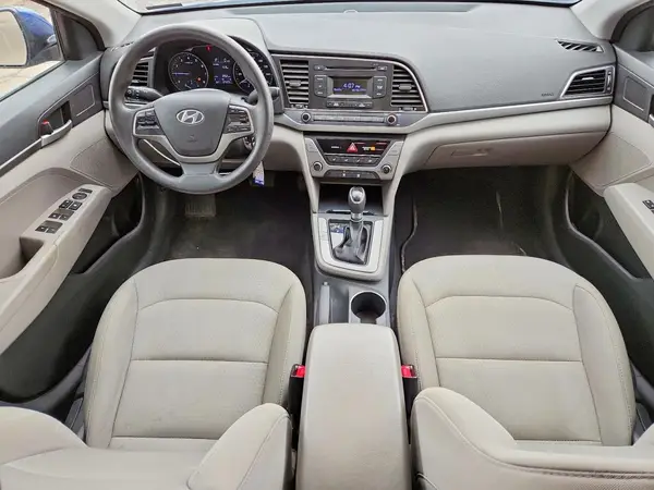 5NPD74LF5HH161575 2017 HYUNDAI ELANTRA - Image 8