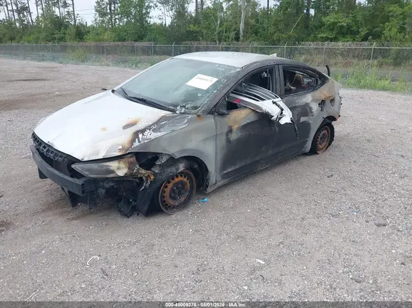 5NPD74LF5HH163729 2017 HYUNDAI ELANTRA - Image 2