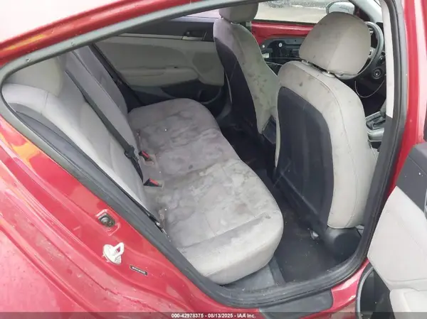 5NPD74LF5HH163939 2017 HYUNDAI ELANTRA - Image 8