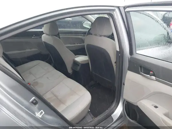 5NPD74LF5HH166775 2017 HYUNDAI ELANTRA - Image 8