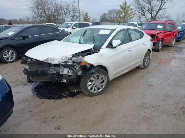 5NPD74LF5HH167487 2017 HYUNDAI ELANTRA - Image 2