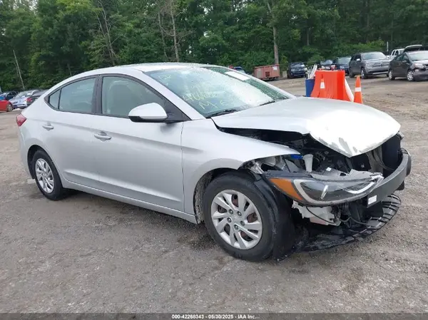 5NPD74LF5HH171006 2017 HYUNDAI ELANTRA - Image 1