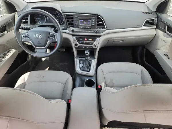 5NPD74LF5HH172169 2017 HYUNDAI ELANTRA - Image 8