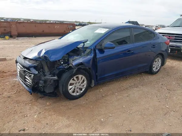 5NPD74LF5HH172558 2017 HYUNDAI ELANTRA - Image 2