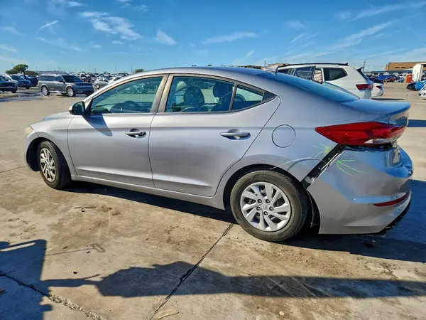 5NPD74LF5HH174665 2017 HYUNDAI ELANTRA - Image 2