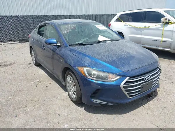 5NPD74LF5HH175234 2017 HYUNDAI ELANTRA - Image 1