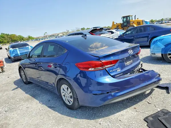 5NPD74LF5HH180062 2017 HYUNDAI ELANTRA - Image 2
