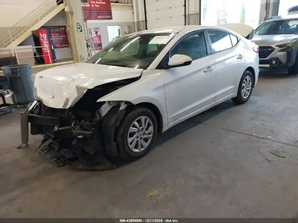 5NPD74LF5HH180675 2017 HYUNDAI ELANTRA - Image 2