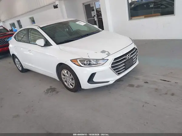 5NPD74LF5HH180868 2017 HYUNDAI ELANTRA - Image 1