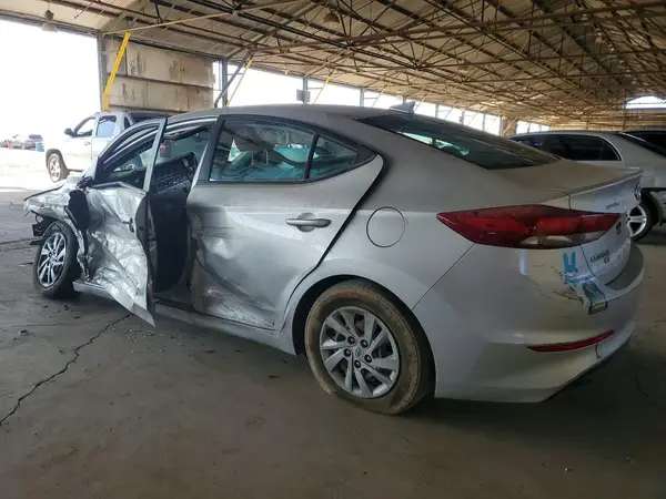 5NPD74LF5HH182443 2017 HYUNDAI ELANTRA - Image 2