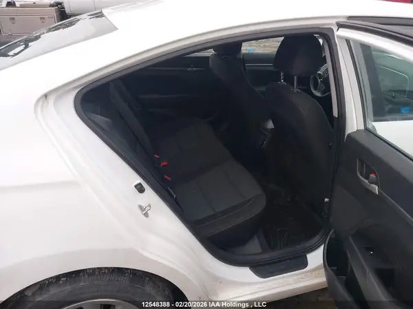 5NPD74LF5HH182796 2017 HYUNDAI ELANTRA - Image 8