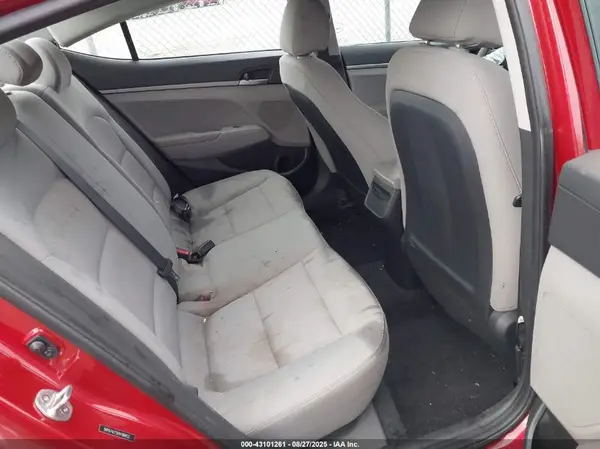 5NPD74LF5HH188422 2017 HYUNDAI ELANTRA - Image 8