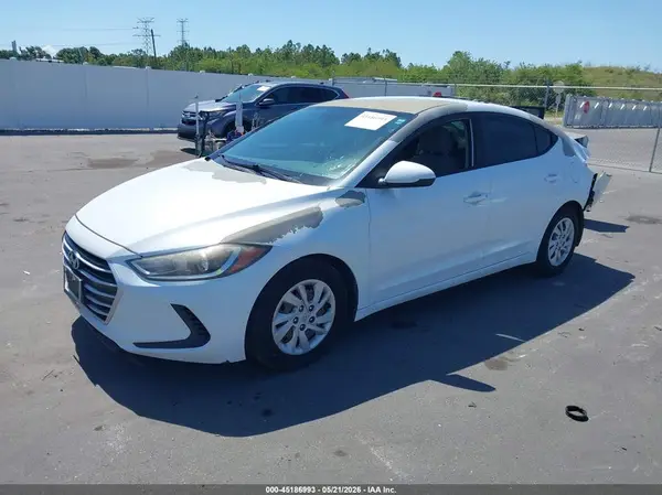 5NPD74LF5HH189540 2017 HYUNDAI ELANTRA - Image 2