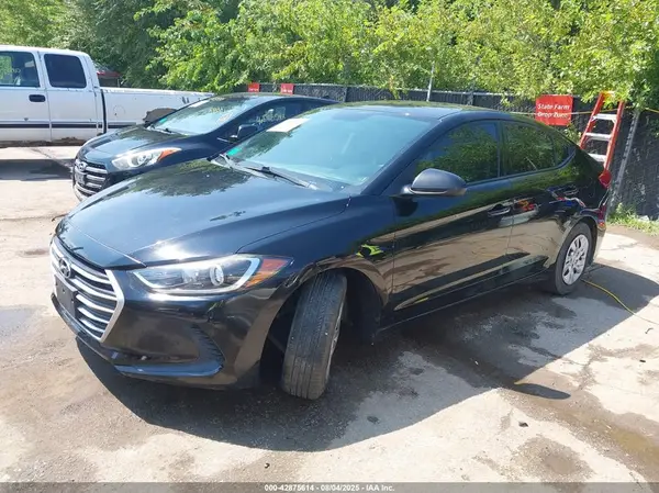5NPD74LF5HH192440 2017 HYUNDAI ELANTRA - Image 2