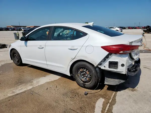5NPD74LF5HH194110 2017 HYUNDAI ELANTRA - Image 2