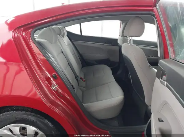5NPD74LF5HH194866 2017 HYUNDAI ELANTRA - Image 8