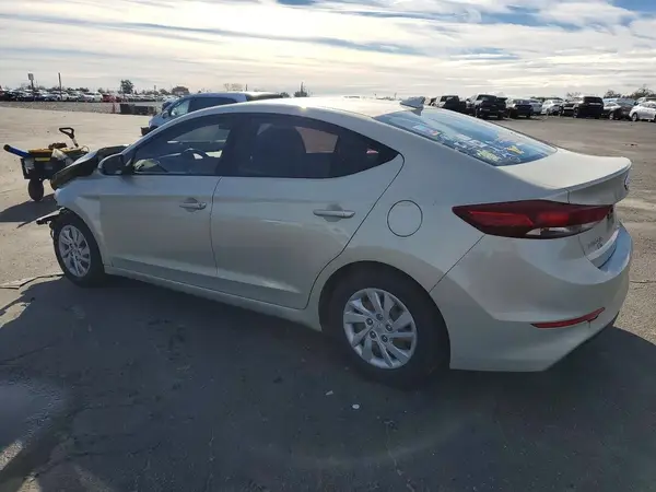 5NPD74LF5HH195032 2017 HYUNDAI ELANTRA - Image 2
