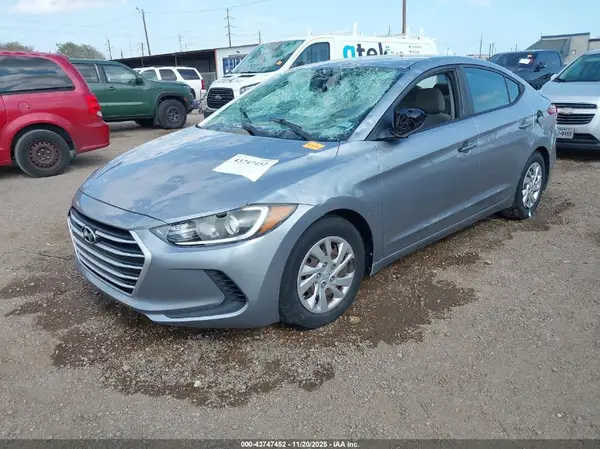 5NPD74LF5HH195452 2017 HYUNDAI ELANTRA - Image 2