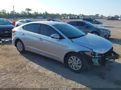 5NPD74LF5HH195743 2017 HYUNDAI ELANTRA