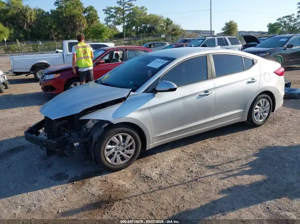 5NPD74LF5HH195743 2017 HYUNDAI ELANTRA - Image 2