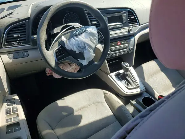 5NPD74LF5HH199453 2017 HYUNDAI ELANTRA - Image 8