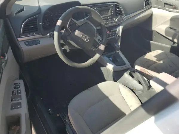 5NPD74LF5HH199680 2017 HYUNDAI ELANTRA - Image 8