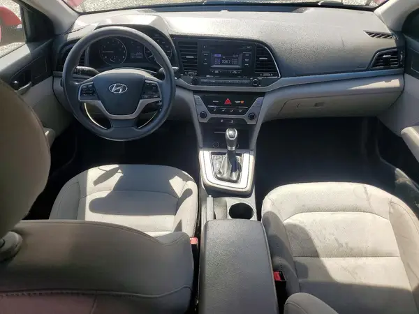 5NPD74LF5HH208085 2017 HYUNDAI ELANTRA - Image 8