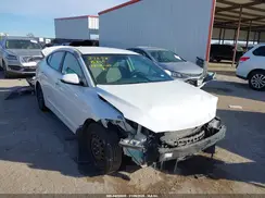 5NPD74LF5HH210418 2017 HYUNDAI ELANTRA
