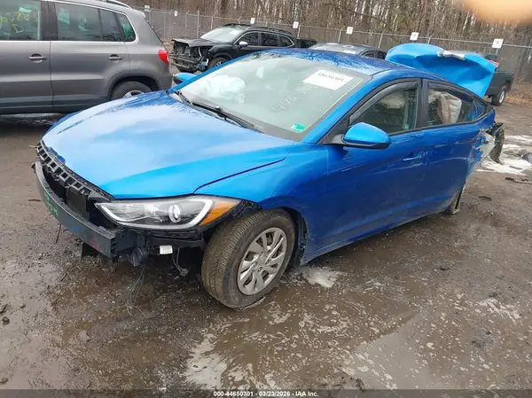 5NPD74LF5JH220050 2018 HYUNDAI ELANTRA - Image 2