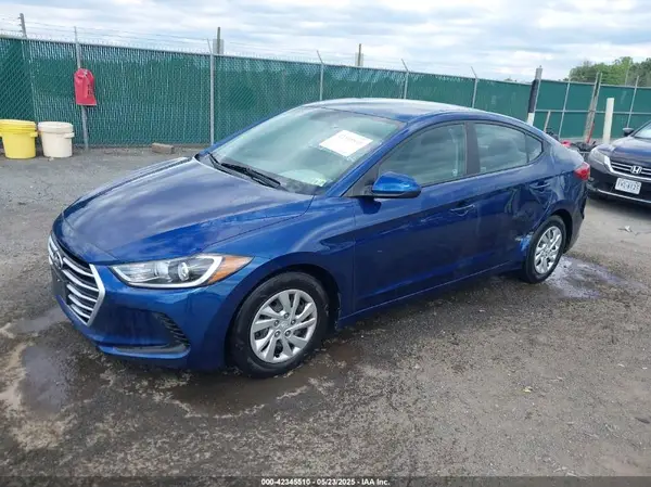 5NPD74LF5JH224194 2018 HYUNDAI ELANTRA - Image 2