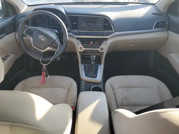 5NPD74LF5JH224213 2018 HYUNDAI ELANTRA - Image 8