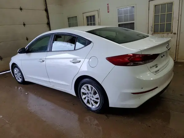 5NPD74LF5JH228018 2018 HYUNDAI ELANTRA - Image 2