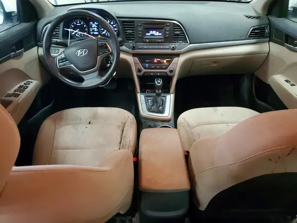 5NPD74LF5JH228018 2018 HYUNDAI ELANTRA - Image 8
