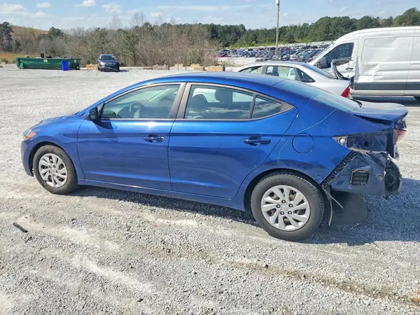 5NPD74LF5JH230805 2018 HYUNDAI ELANTRA - Image 2