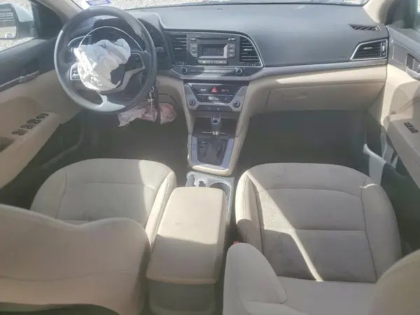 5NPD74LF5JH235390 2018 HYUNDAI ELANTRA - Image 8