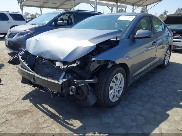 5NPD74LF5JH249886 2018 HYUNDAI ELANTRA - Image 2