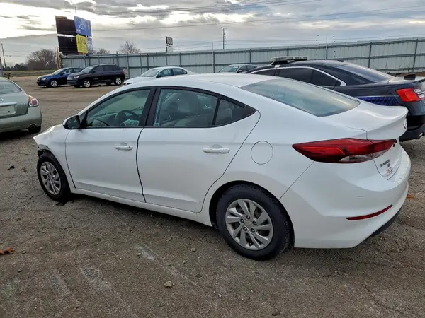 5NPD74LF5JH251413 2018 HYUNDAI ELANTRA - Image 2