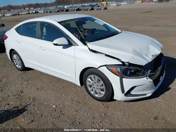 5NPD74LF5JH256904 2018 HYUNDAI ELANTRA - Image 1