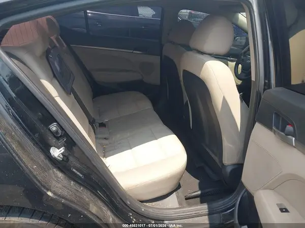5NPD74LF5JH259320 2018 HYUNDAI ELANTRA - Image 8