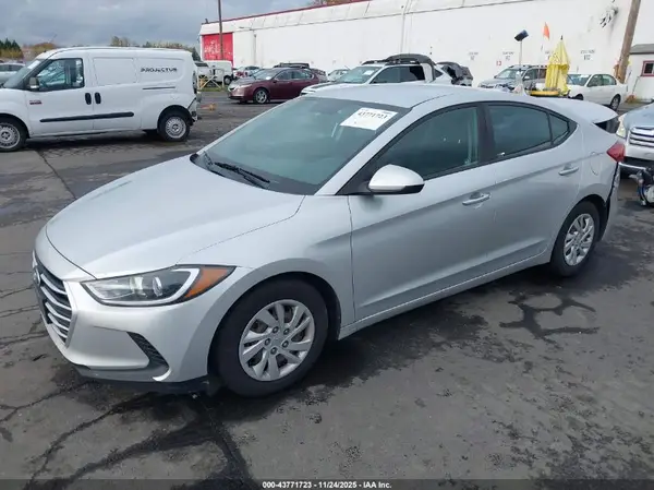 5NPD74LF5JH259415 2018 HYUNDAI ELANTRA - Image 2