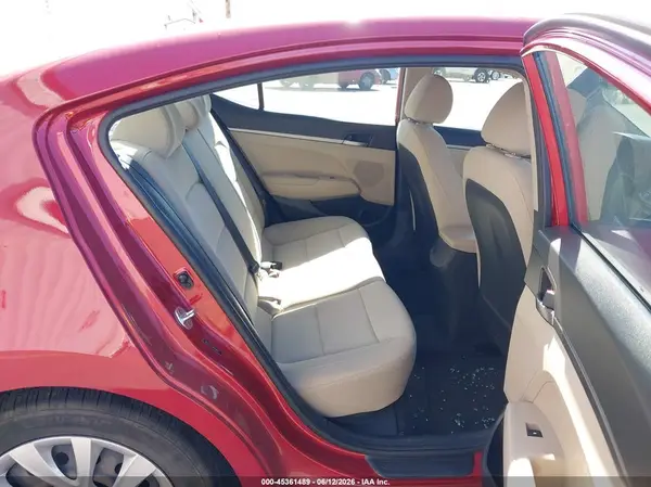 5NPD74LF5JH259821 2018 HYUNDAI ELANTRA - Image 8