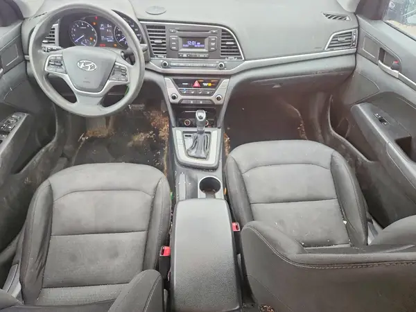 5NPD74LF5JH260001 2018 HYUNDAI ELANTRA - Image 8