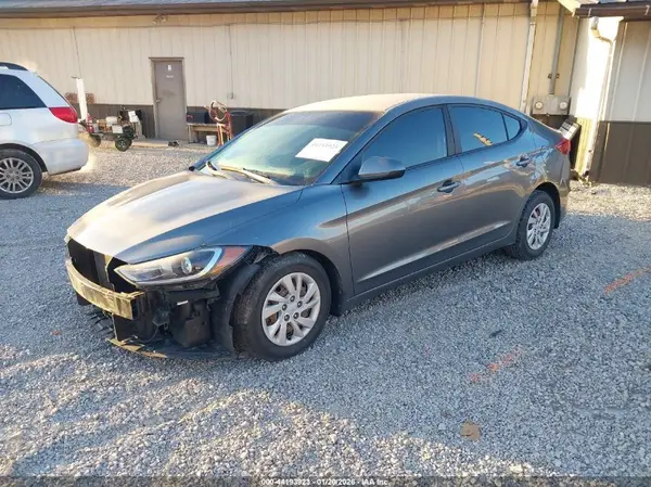 5NPD74LF5JH261293 2018 HYUNDAI ELANTRA - Image 2