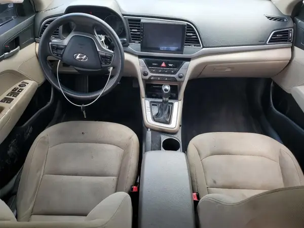 5NPD74LF5JH261553 2018 HYUNDAI ELANTRA - Image 8