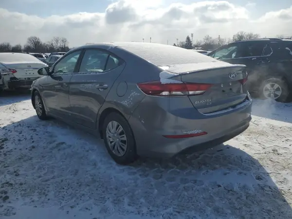 5NPD74LF5JH262508 2018 HYUNDAI ELANTRA - Image 2