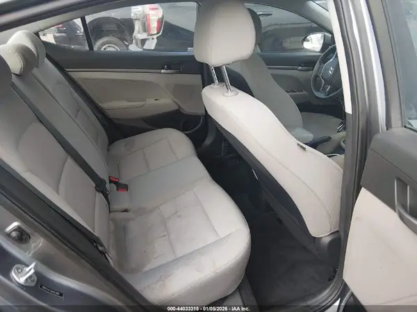 5NPD74LF5JH263089 2018 HYUNDAI ELANTRA - Image 8