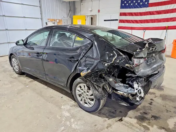 5NPD74LF5JH265585 2018 HYUNDAI ELANTRA - Image 2