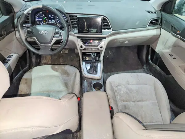 5NPD74LF5JH265585 2018 HYUNDAI ELANTRA - Image 8