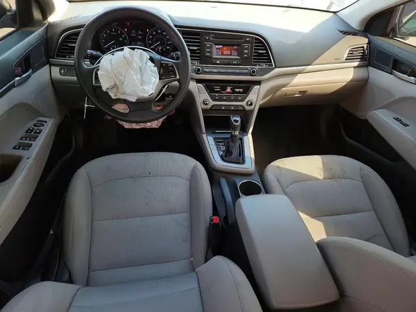 5NPD74LF5JH271113 2018 HYUNDAI ELANTRA - Image 8